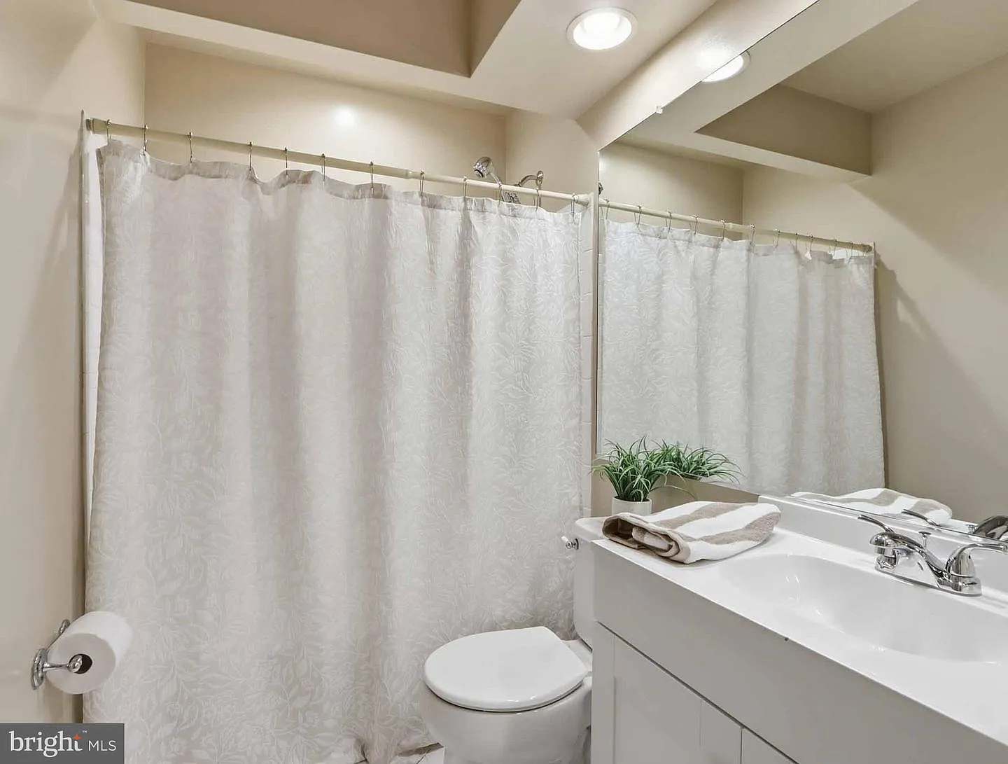 1218 Fairfield Estates Ln-31