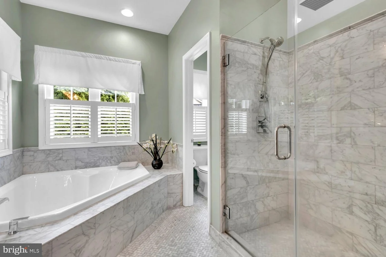1718 Macoun Ct-31