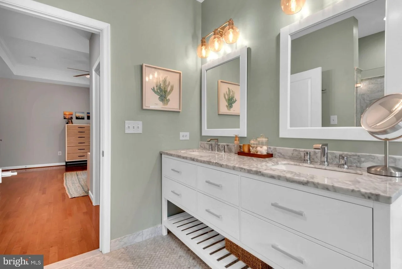 1718 Macoun Ct-32
