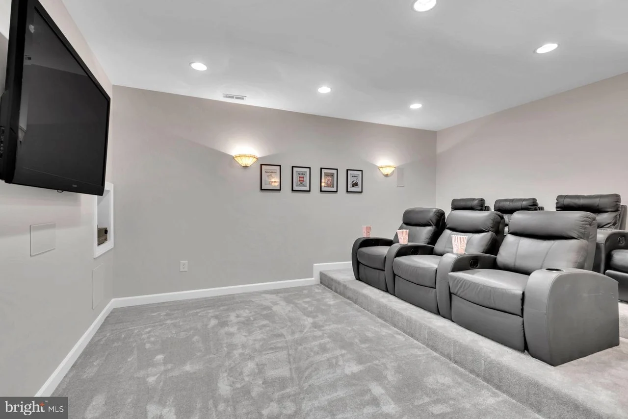 1718 Macoun Ct-42