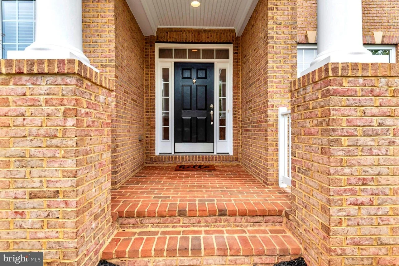 1718 Macoun Ct-7