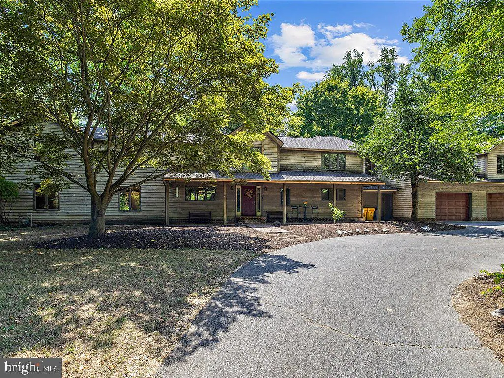 19 Weems Creek Dr-1