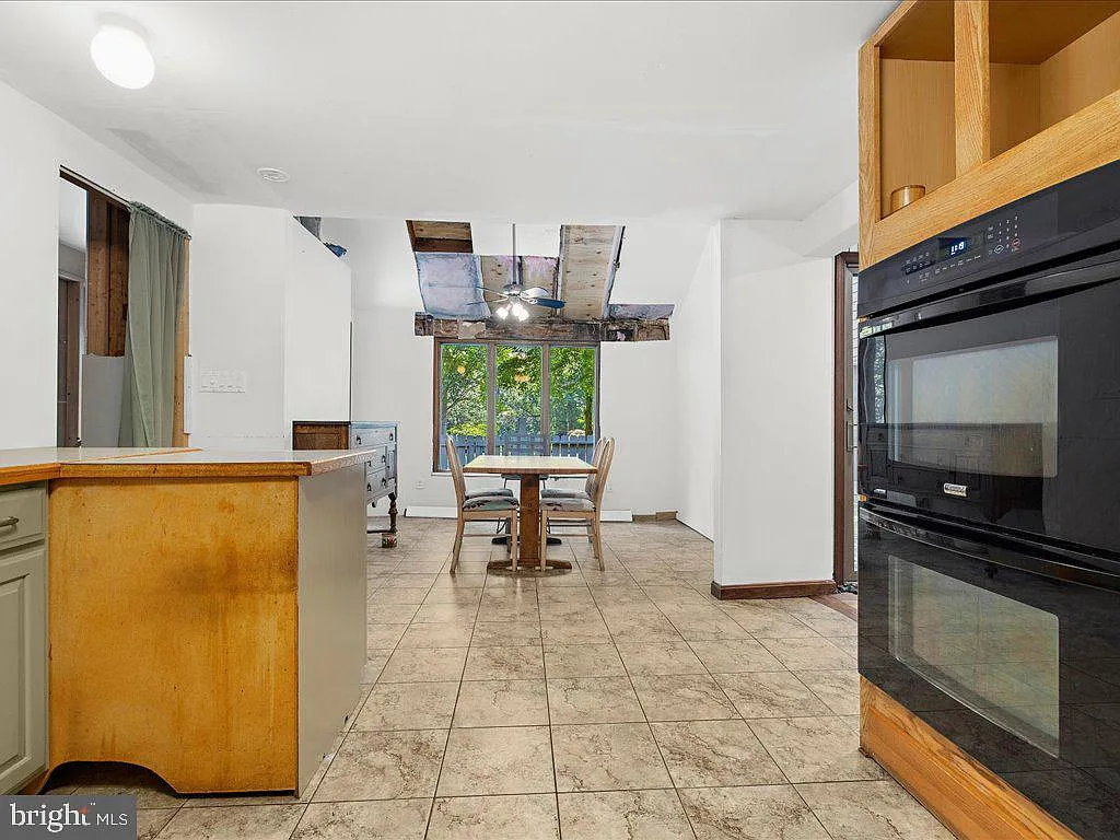 19 Weems Creek Dr-11
