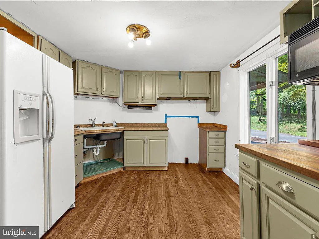 19 Weems Creek Dr-20
