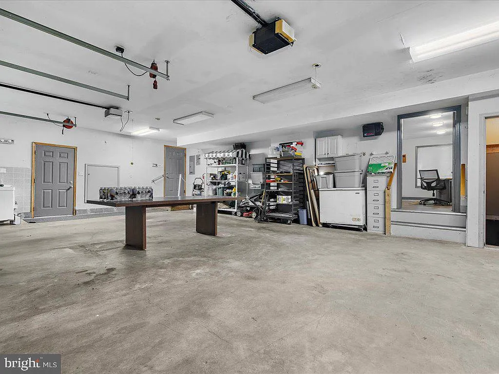 19 Weems Creek Dr-54