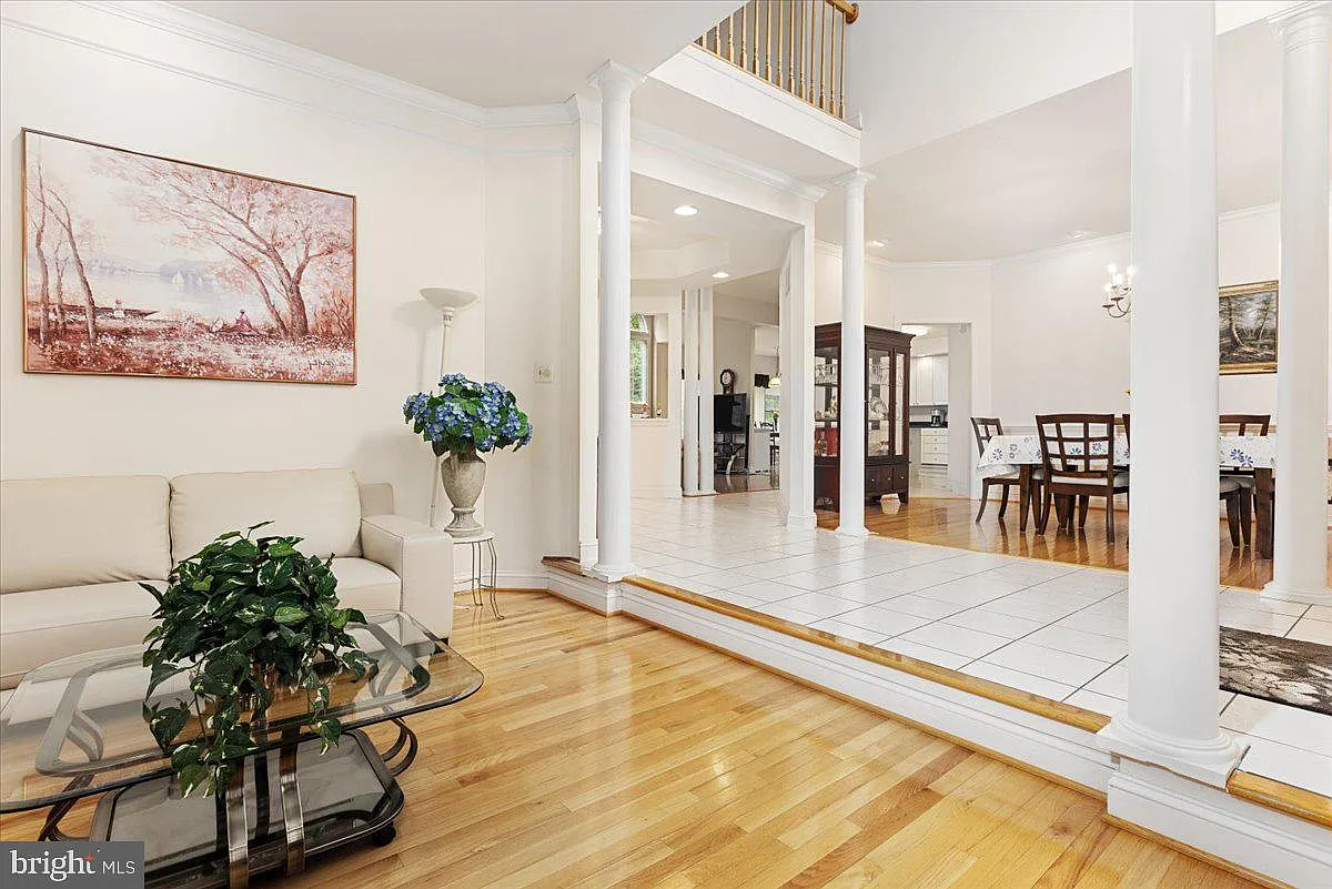 203 Blackhaw Ct-7