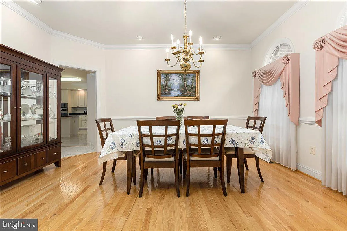 203 Blackhaw Ct-8