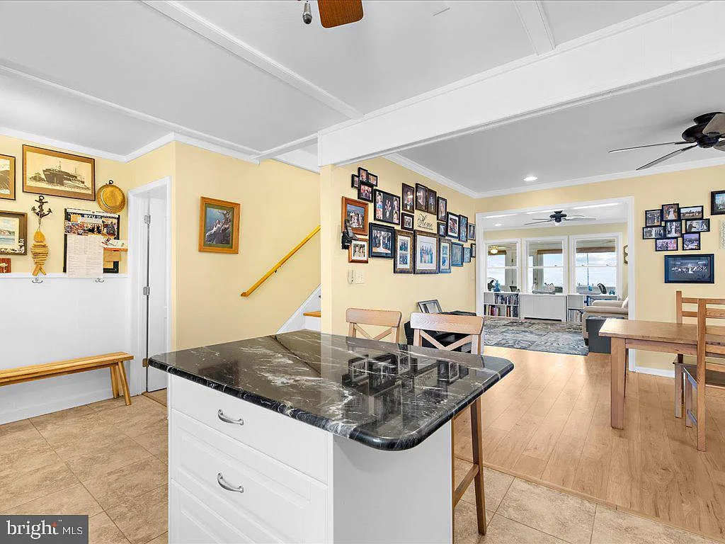2168 Lake Dr-2