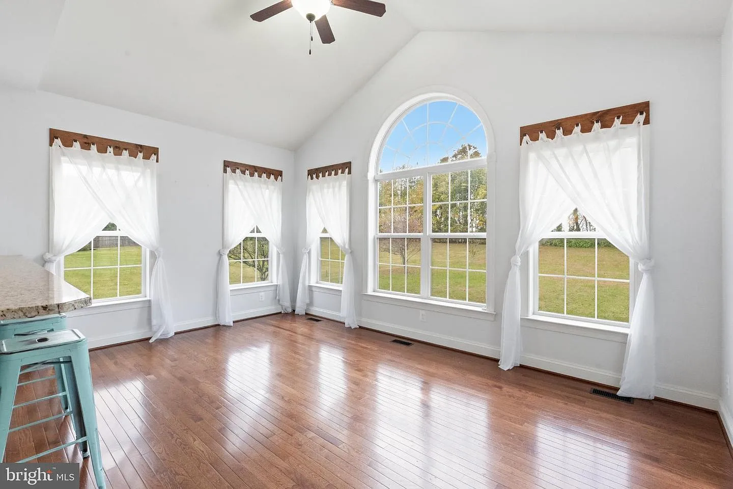 217 Austin Ct-22