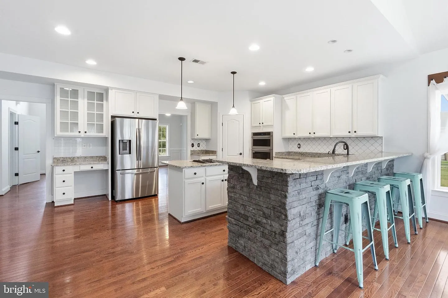 217 Austin Ct-4