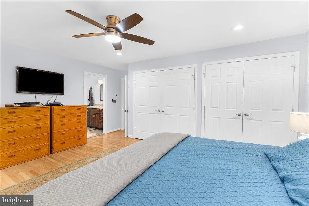 2552 Cheval Dr-18