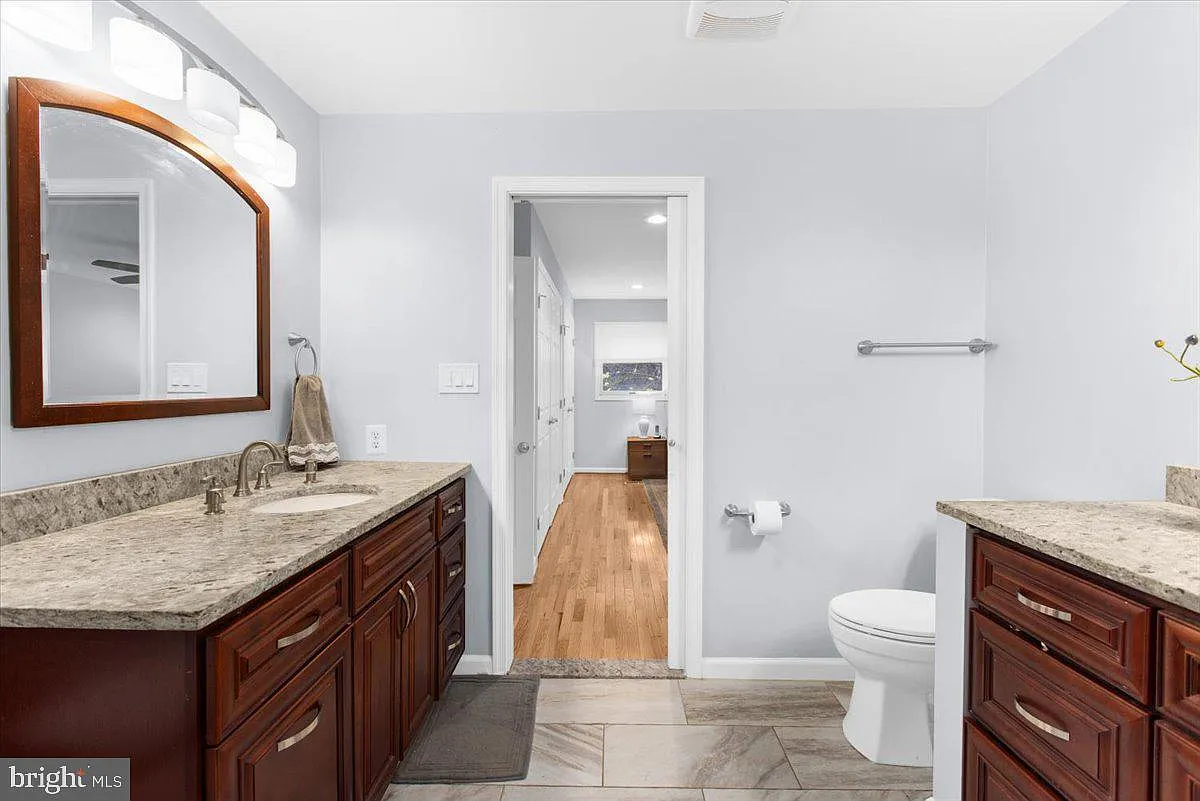 2552 Cheval Dr-19