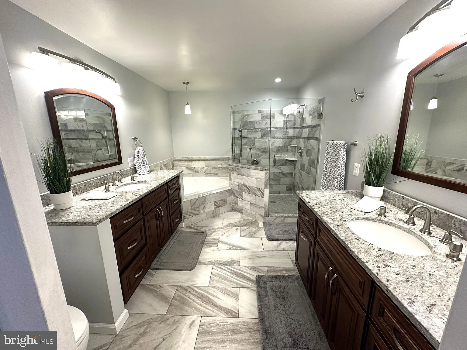 2552 Cheval Dr-20