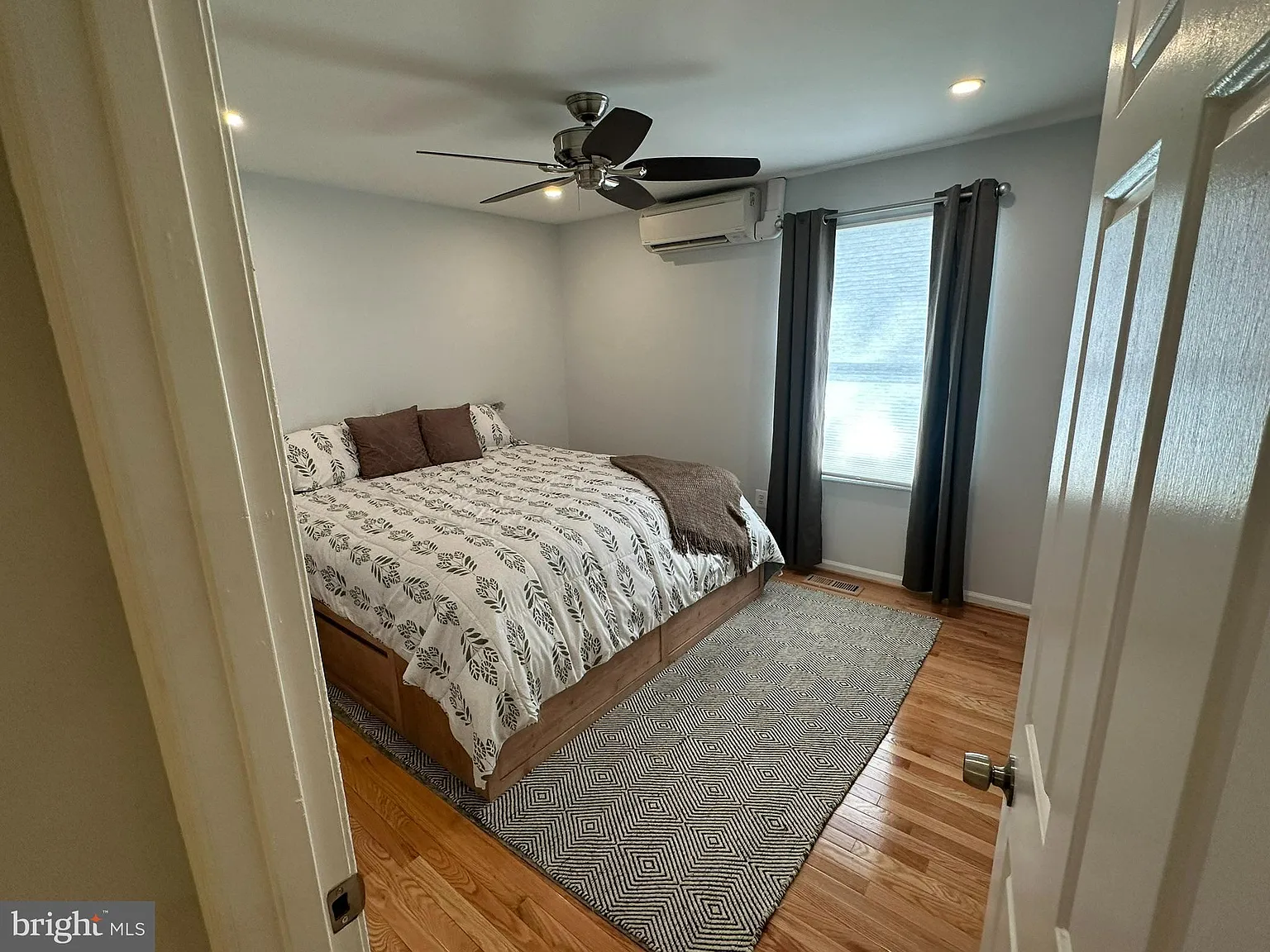 2552 Cheval Dr-25