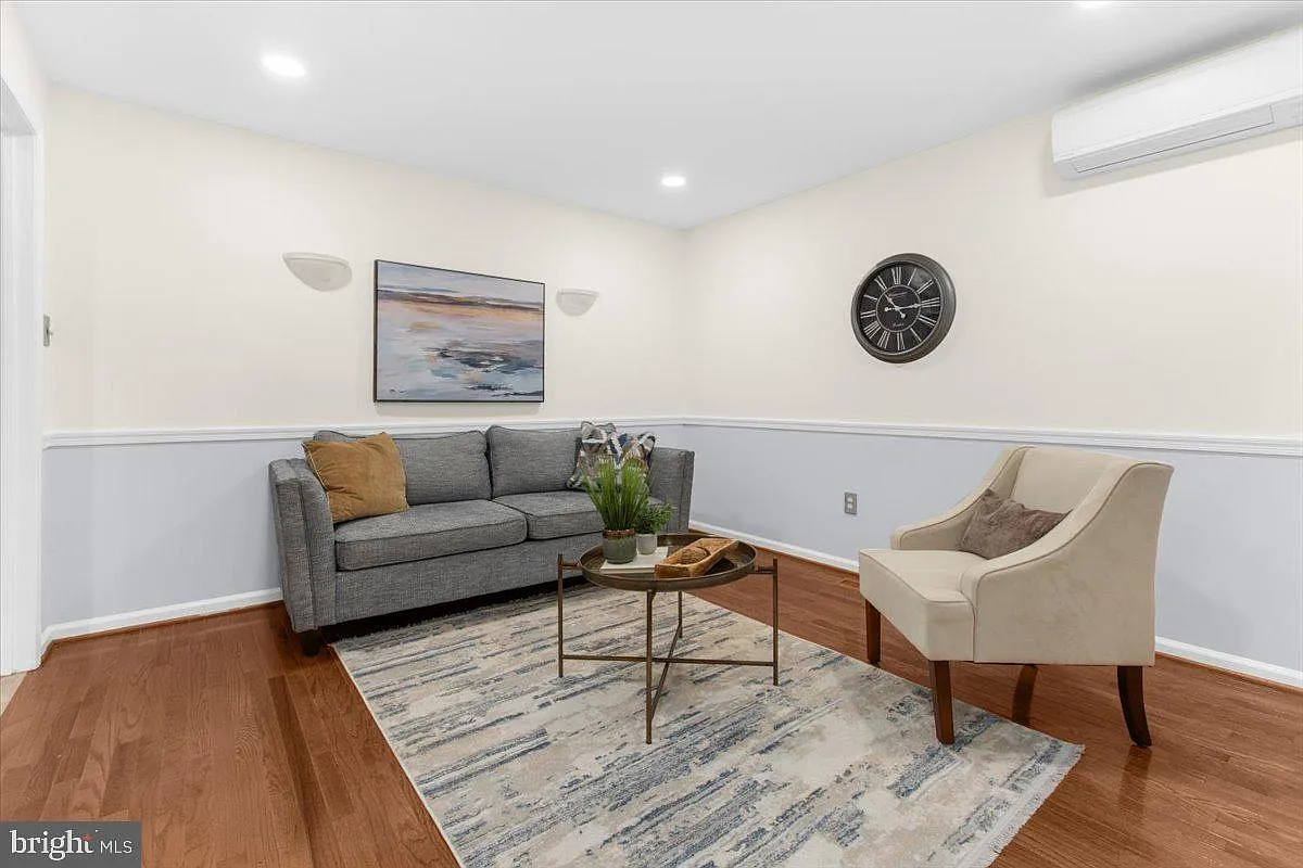 2552 Cheval Dr-5