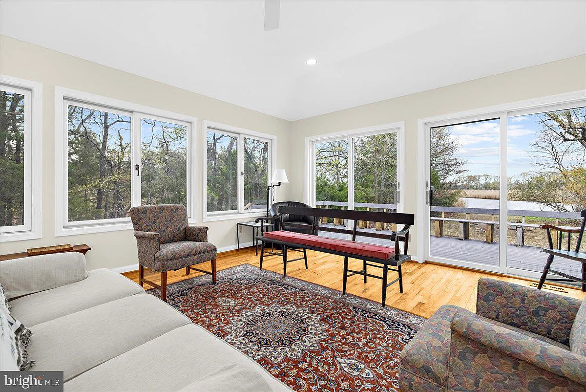26889 Morgnec Rd-2