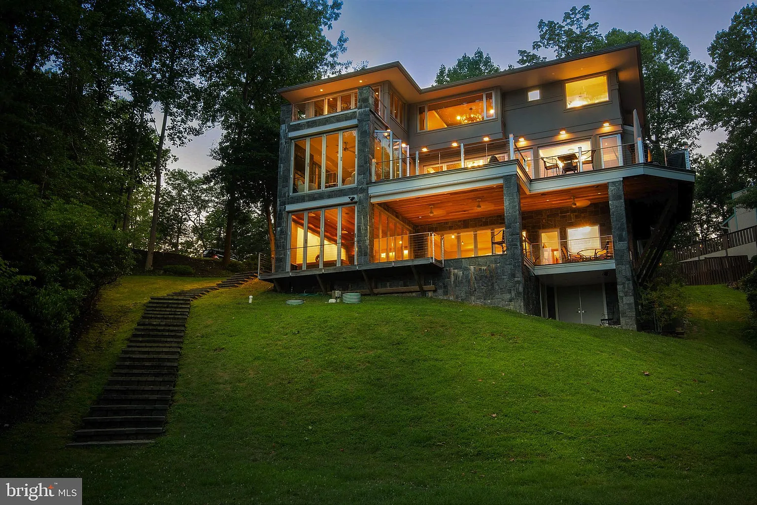 2741 Poplar Ln-1