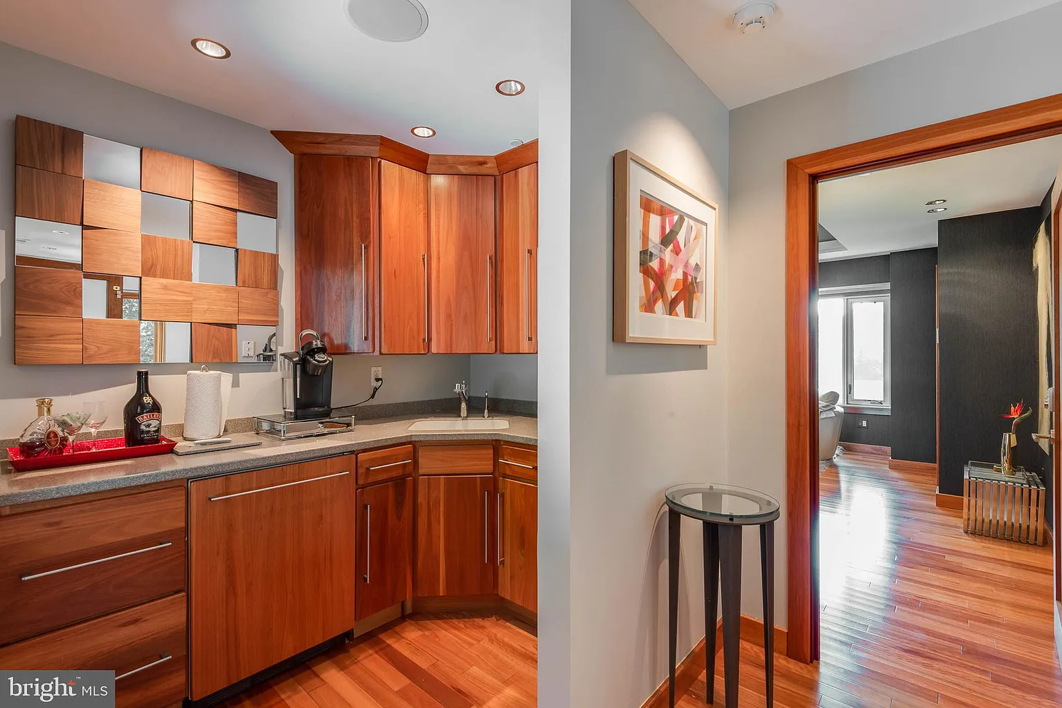 2741 Poplar Ln-11