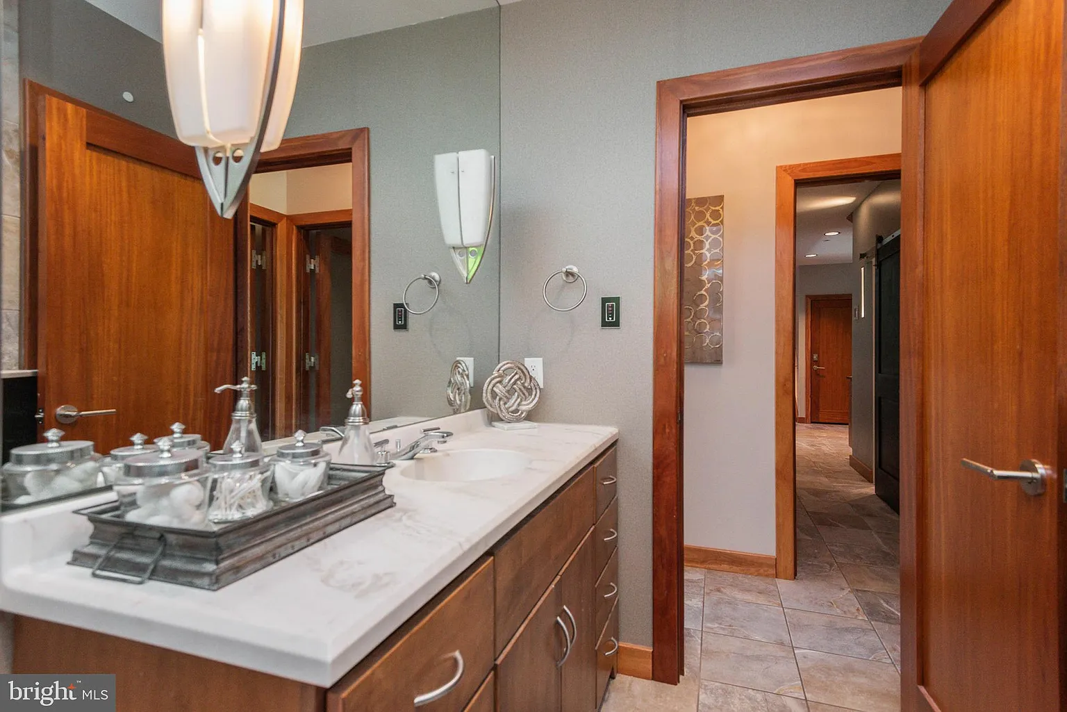 2741 Poplar Ln-18
