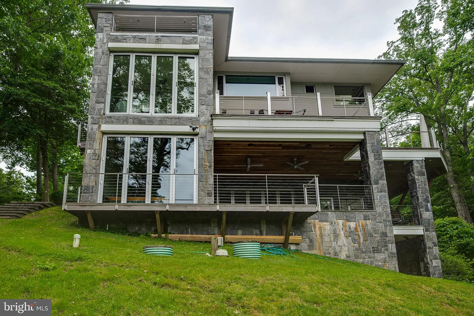 2741 Poplar Ln-20