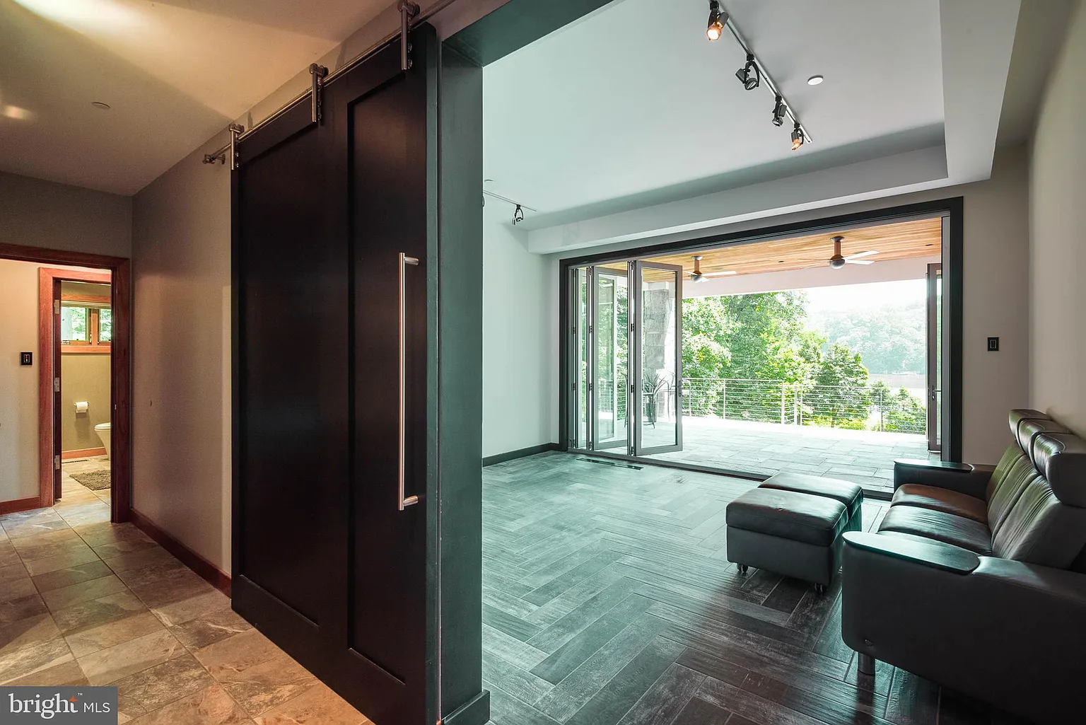 2741 Poplar Ln-27