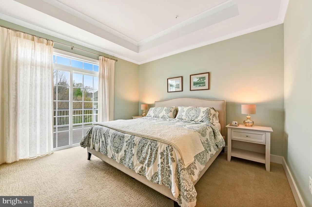 409 Zeman Dr-15
