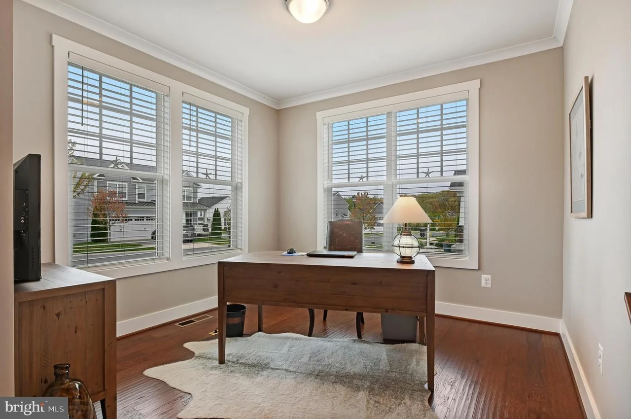 409 Zeman Dr-4