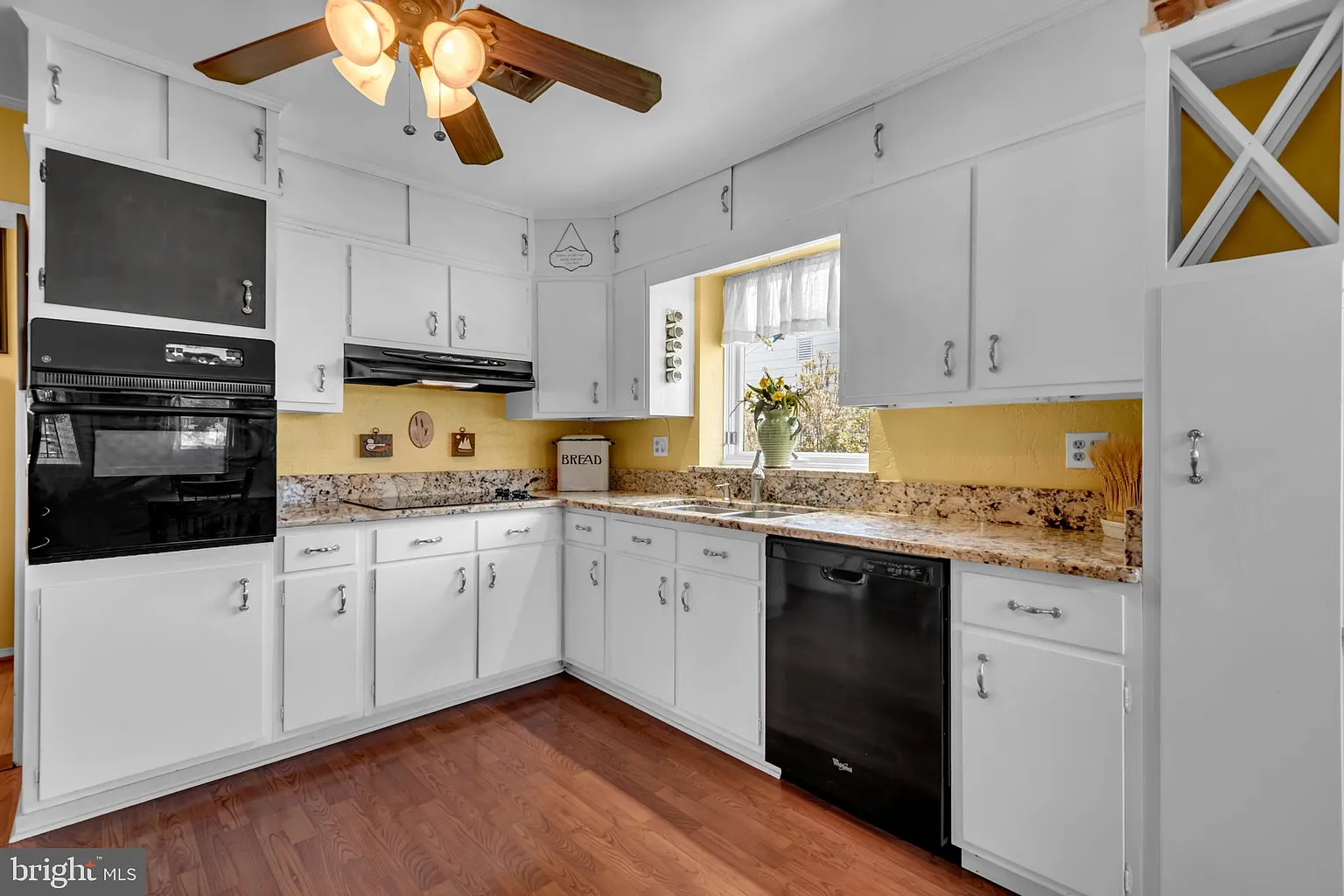 4249 Kings Rd-10