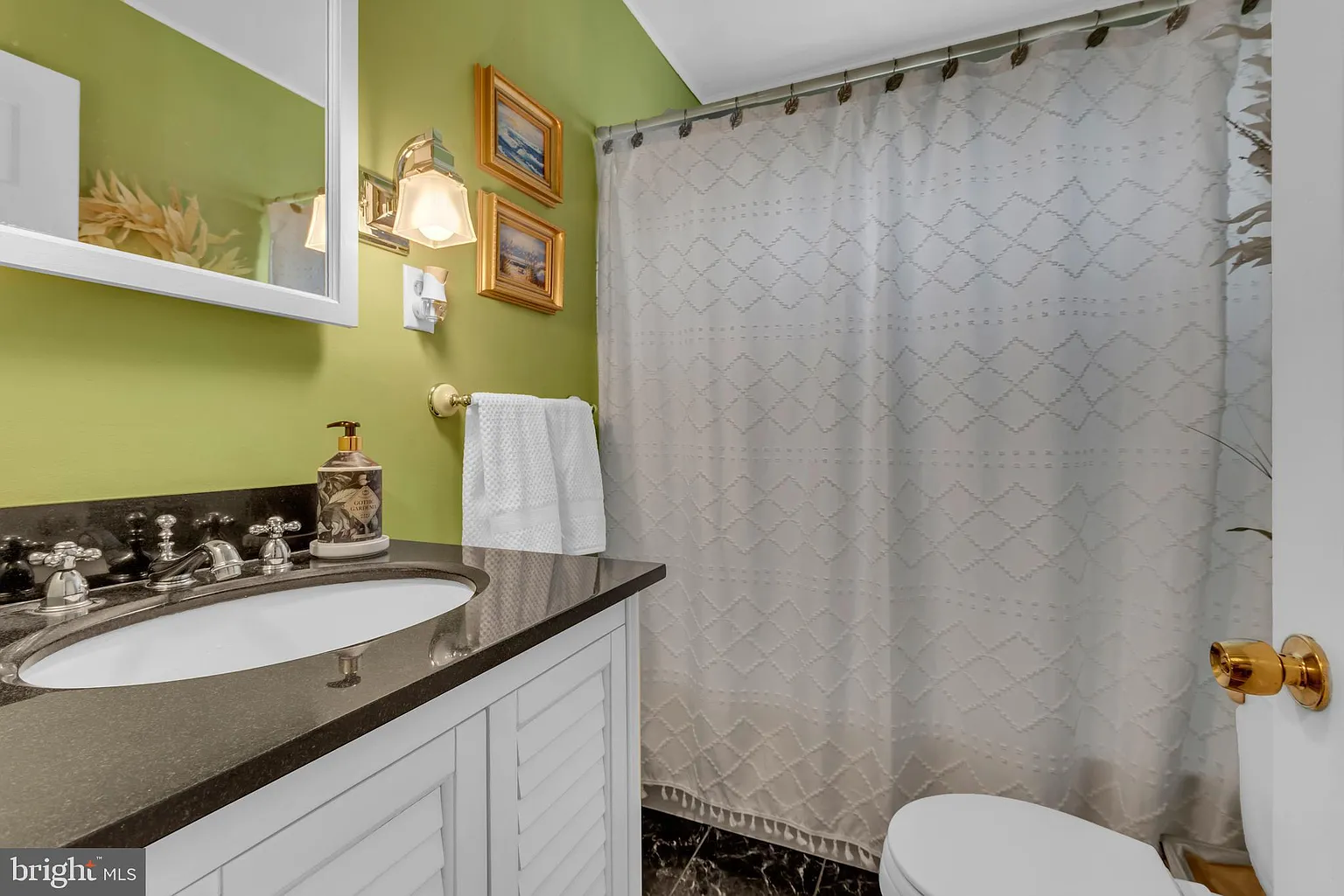 4249 Kings Rd-22