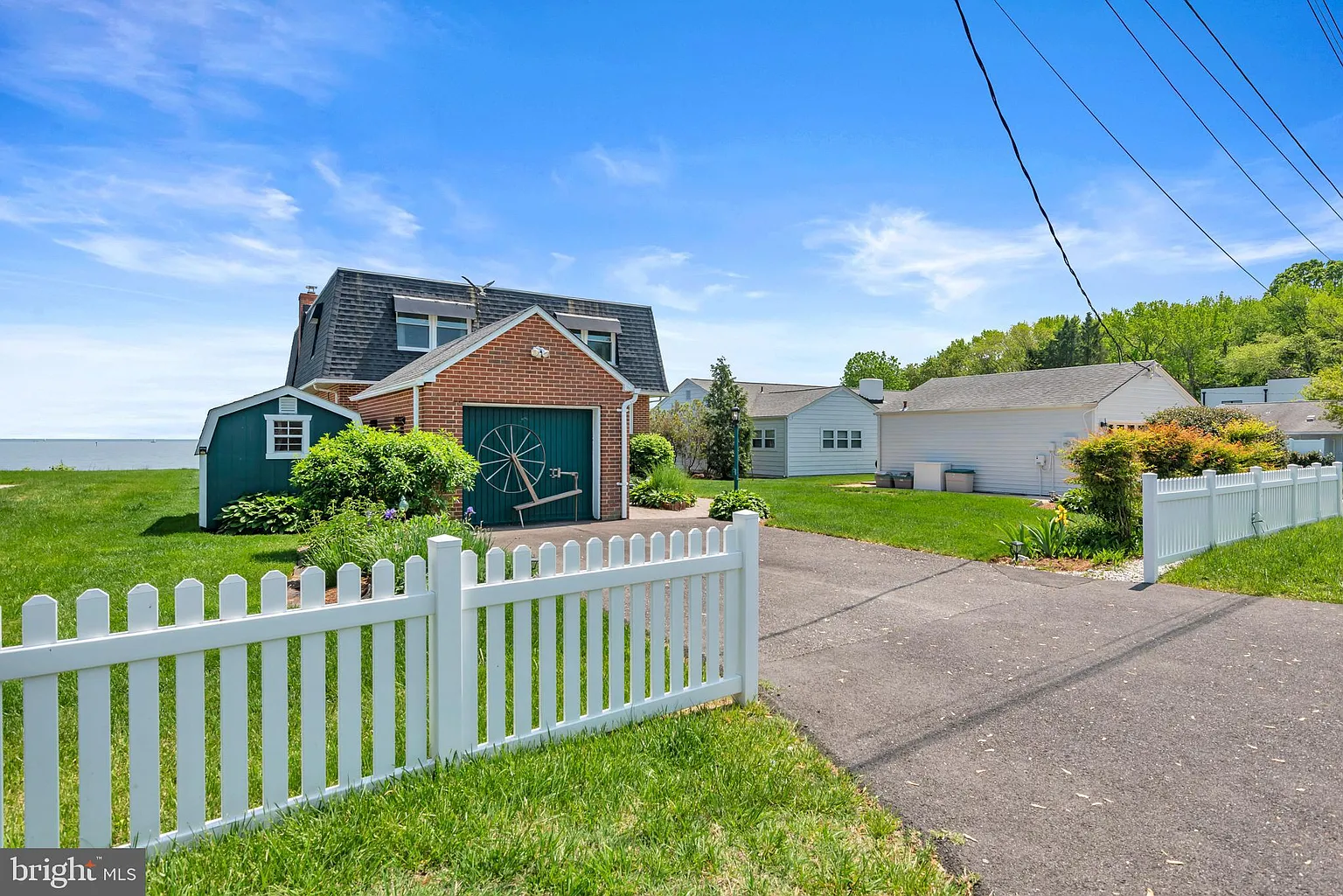 4249 Kings Rd-51