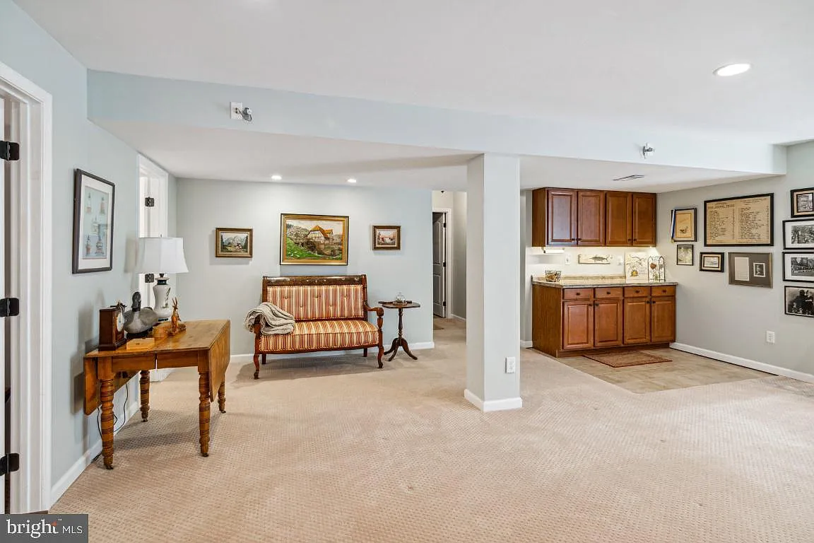 505 Bingham Ct-24