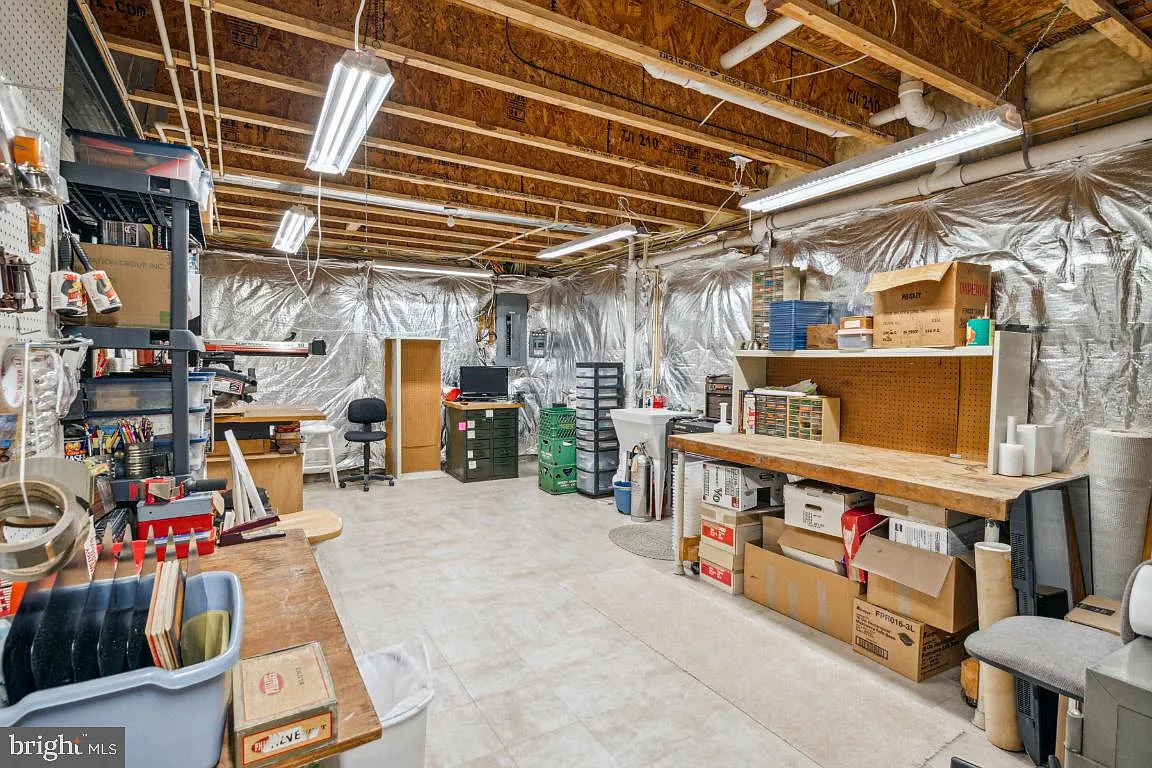 505 Bingham Ct-28