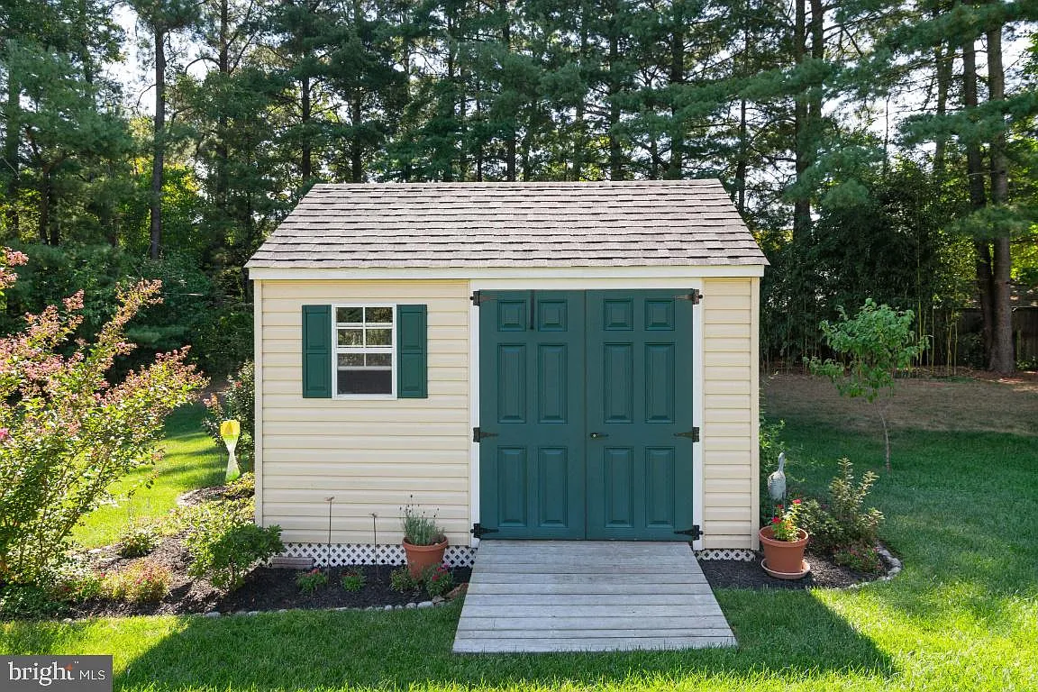 505 Bingham Ct-31