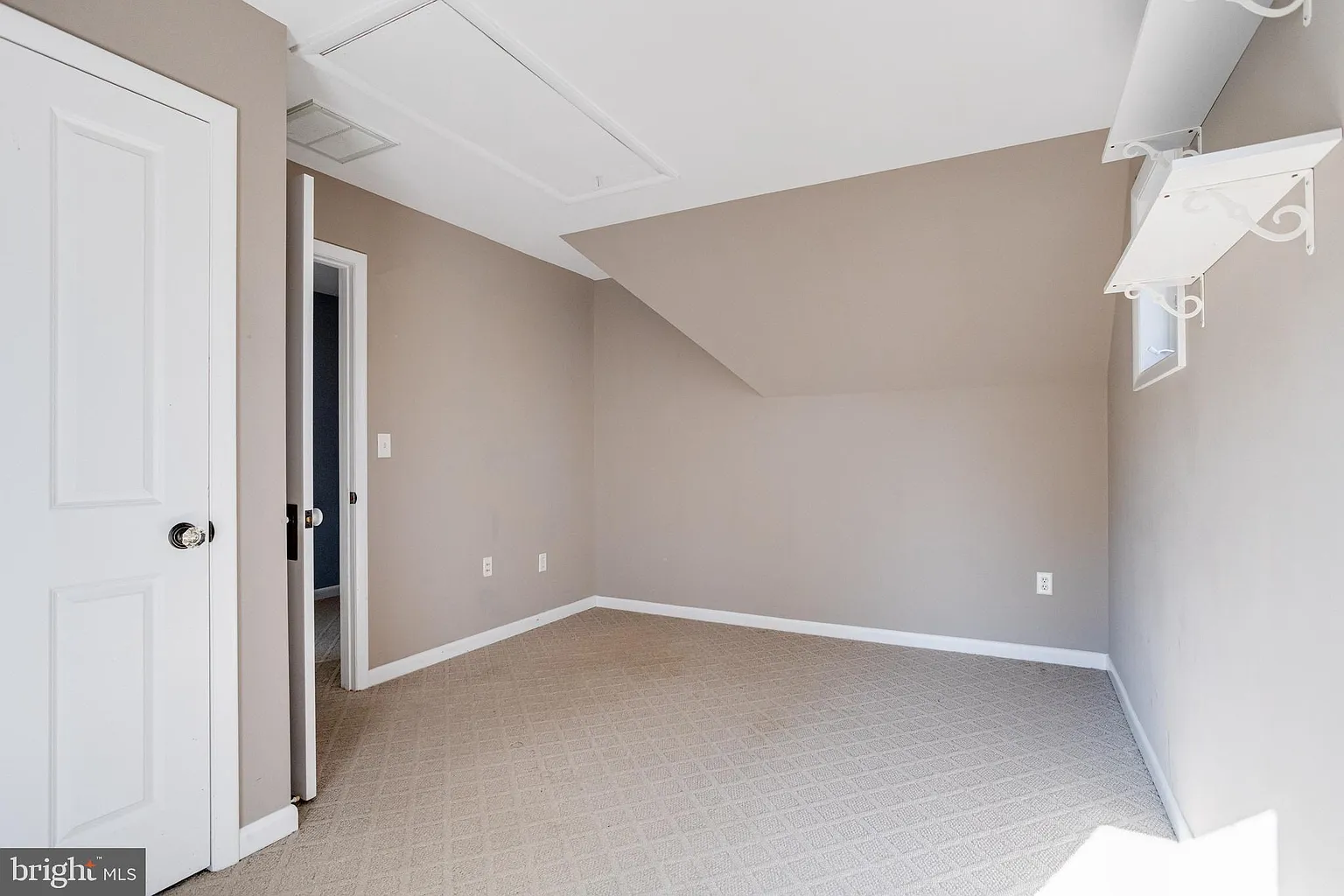 552 Broadwater Rd-38