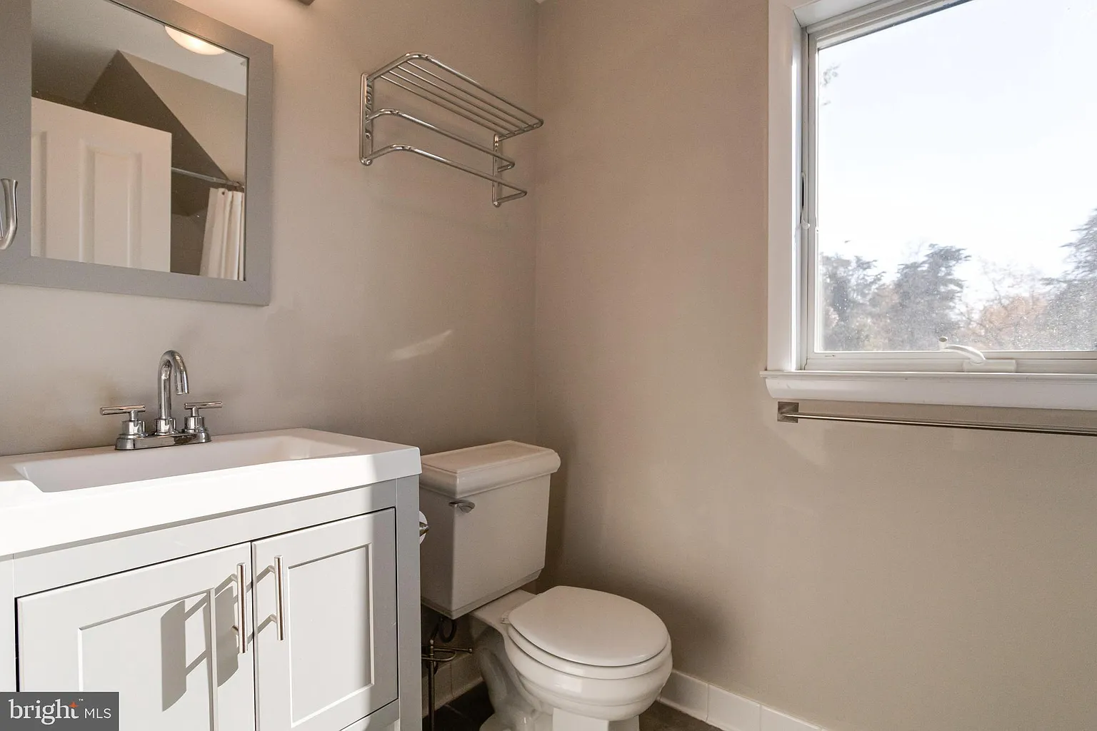 552 Broadwater Rd-46