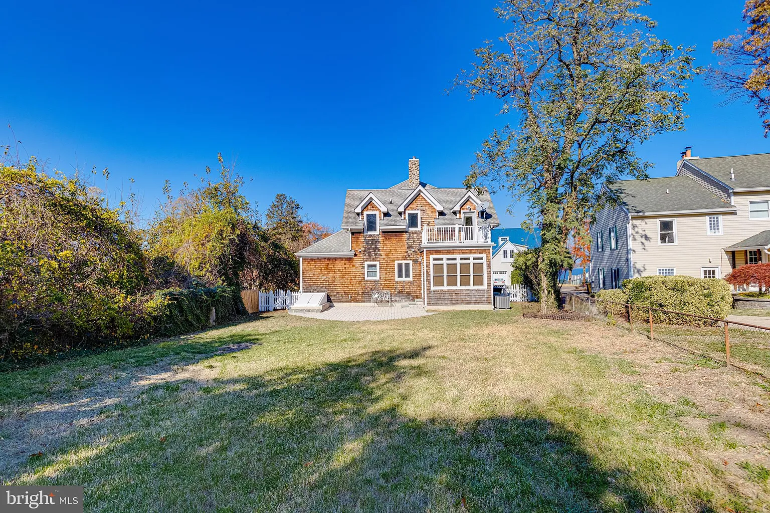 552 Broadwater Rd-53