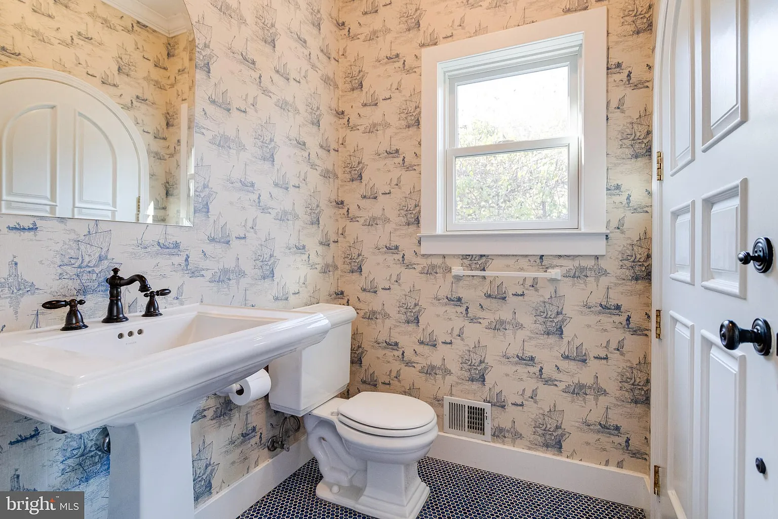 552 Broadwater Rd-8