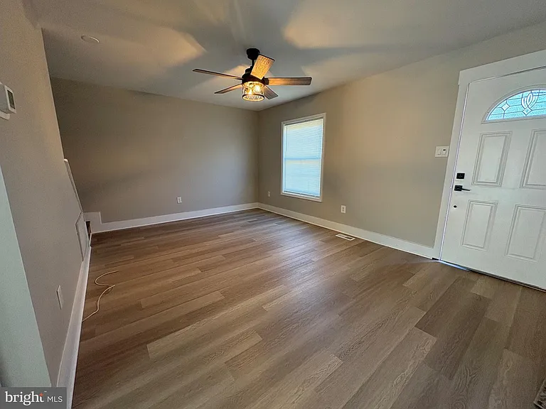 1054 Saybrook Hbr-1