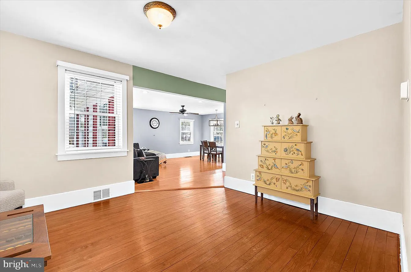 161 Margate Dr -19