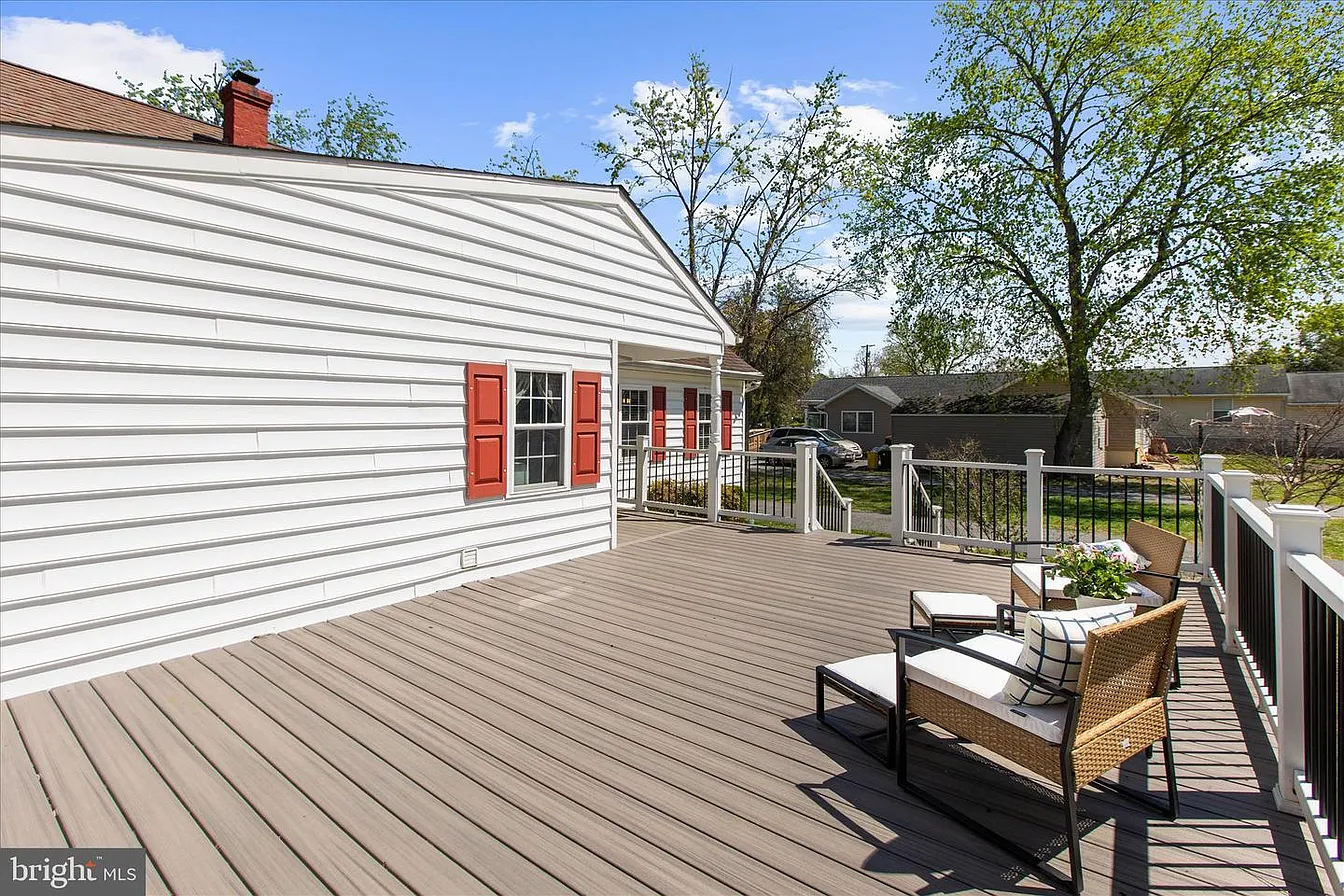 161 Margate Dr -7