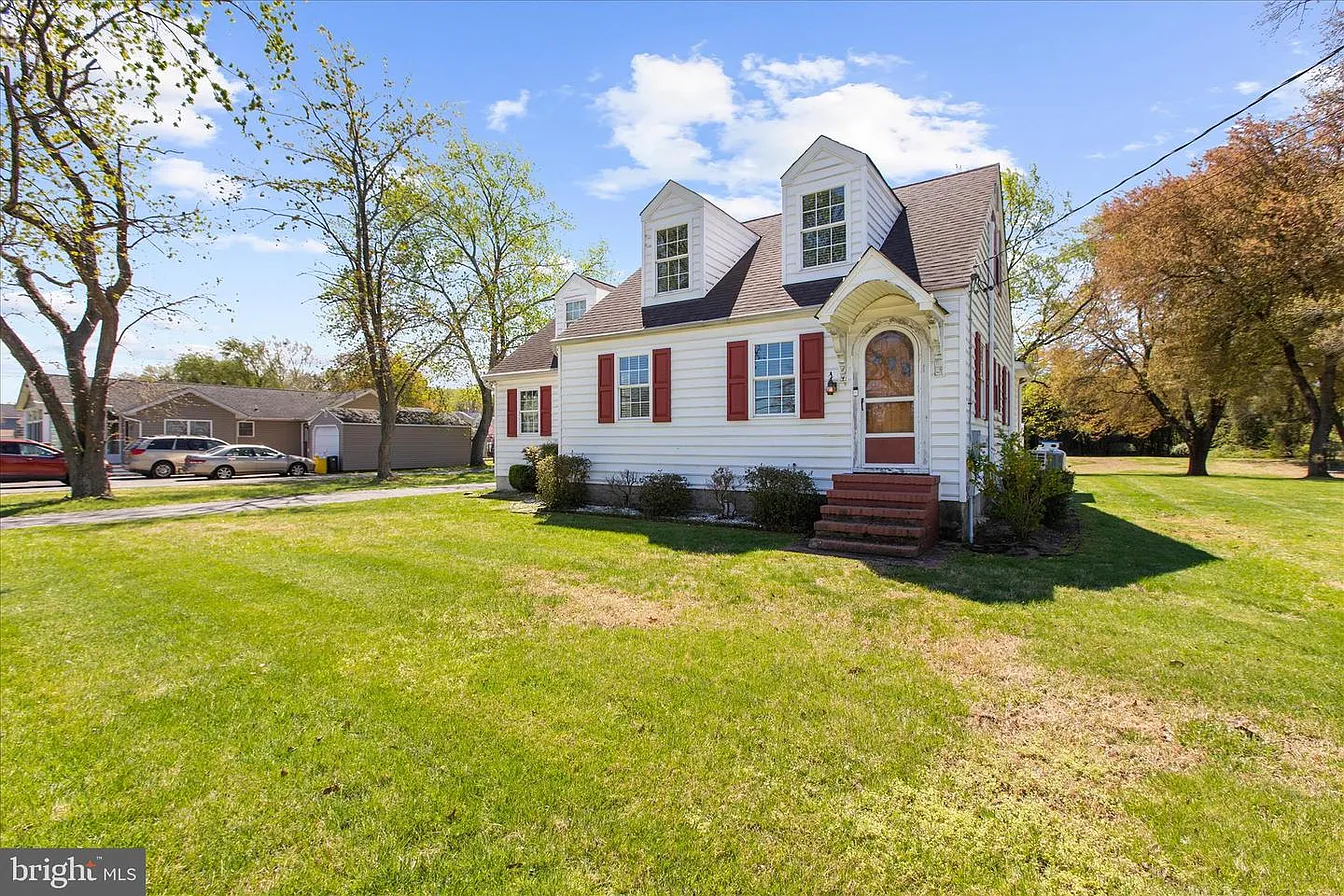 161 Margate Dr -9