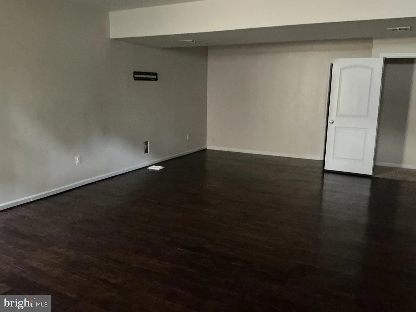 2606 Saint Nicholas Way-14