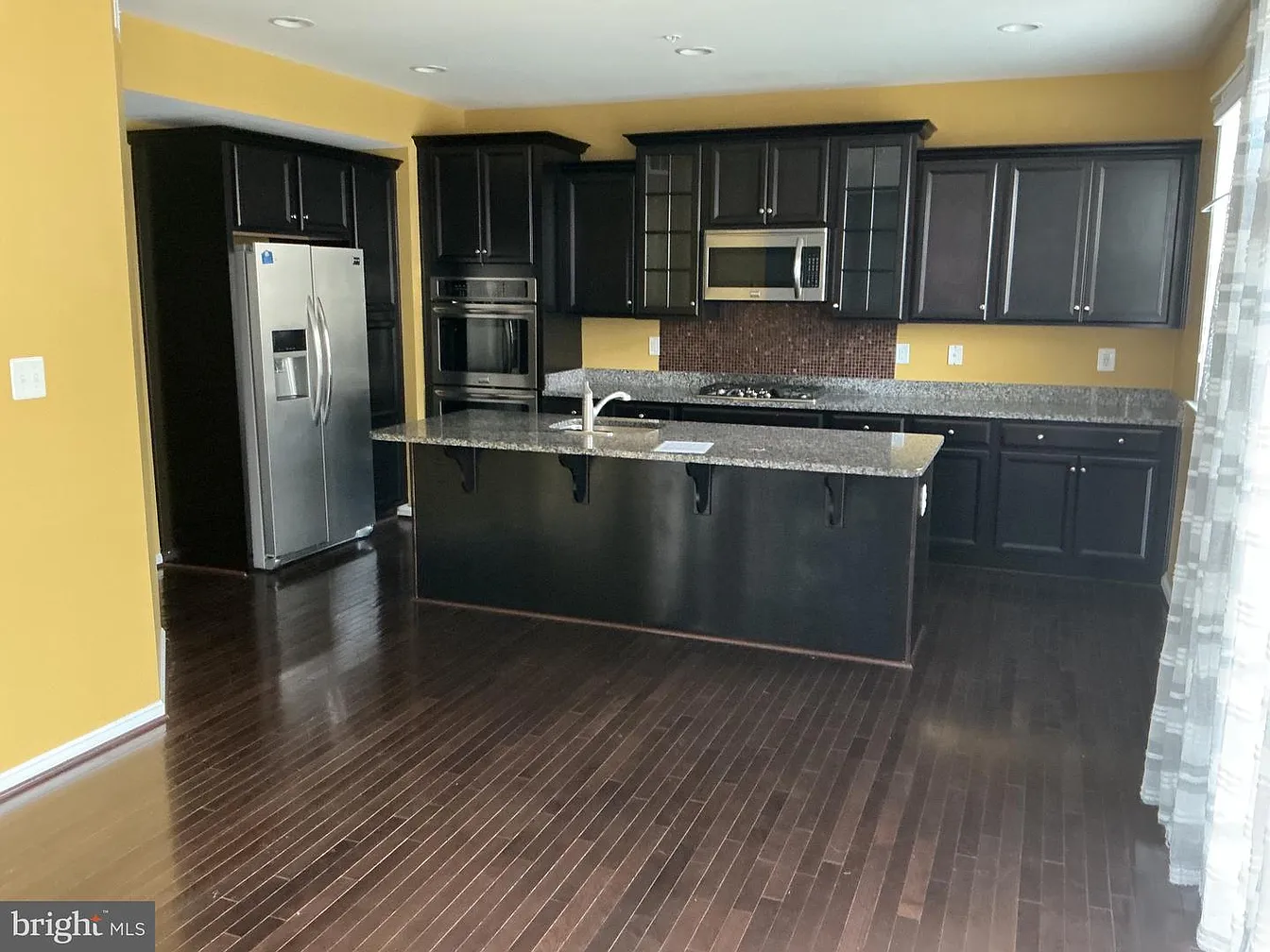 2606 Saint Nicholas Way-2