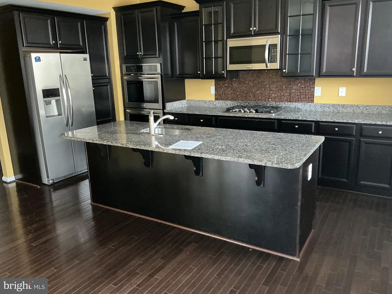 2606 Saint Nicholas Way-6