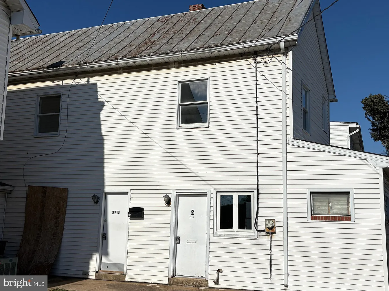 2713 Hammonds Ferry Rd-2