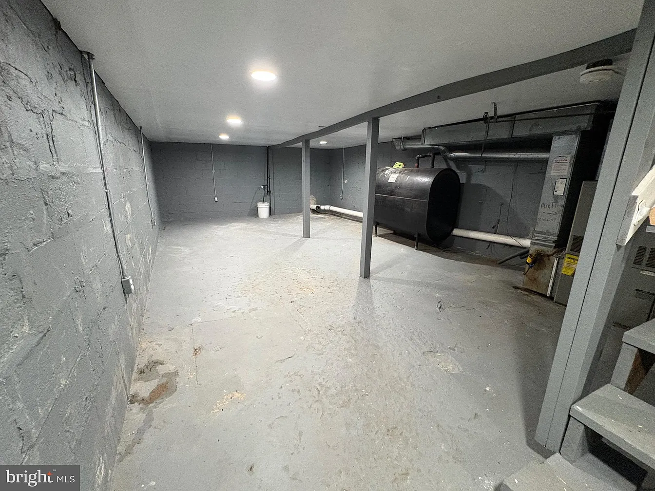 2713 Hammonds Ferry Rd-4