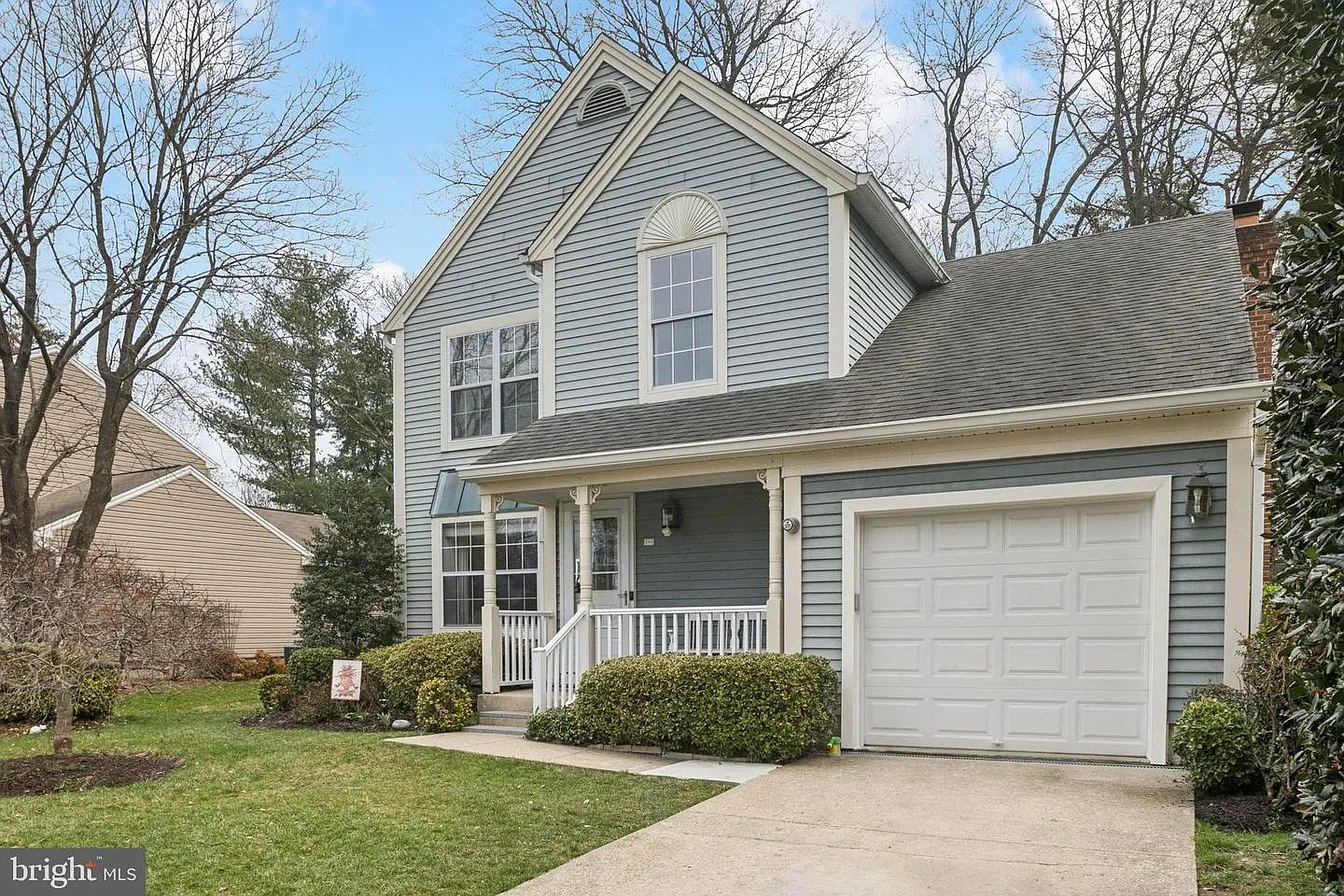 285 Shakespeare Dr-34
