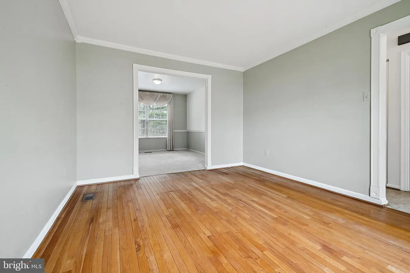 285 Shakespeare Dr-37
