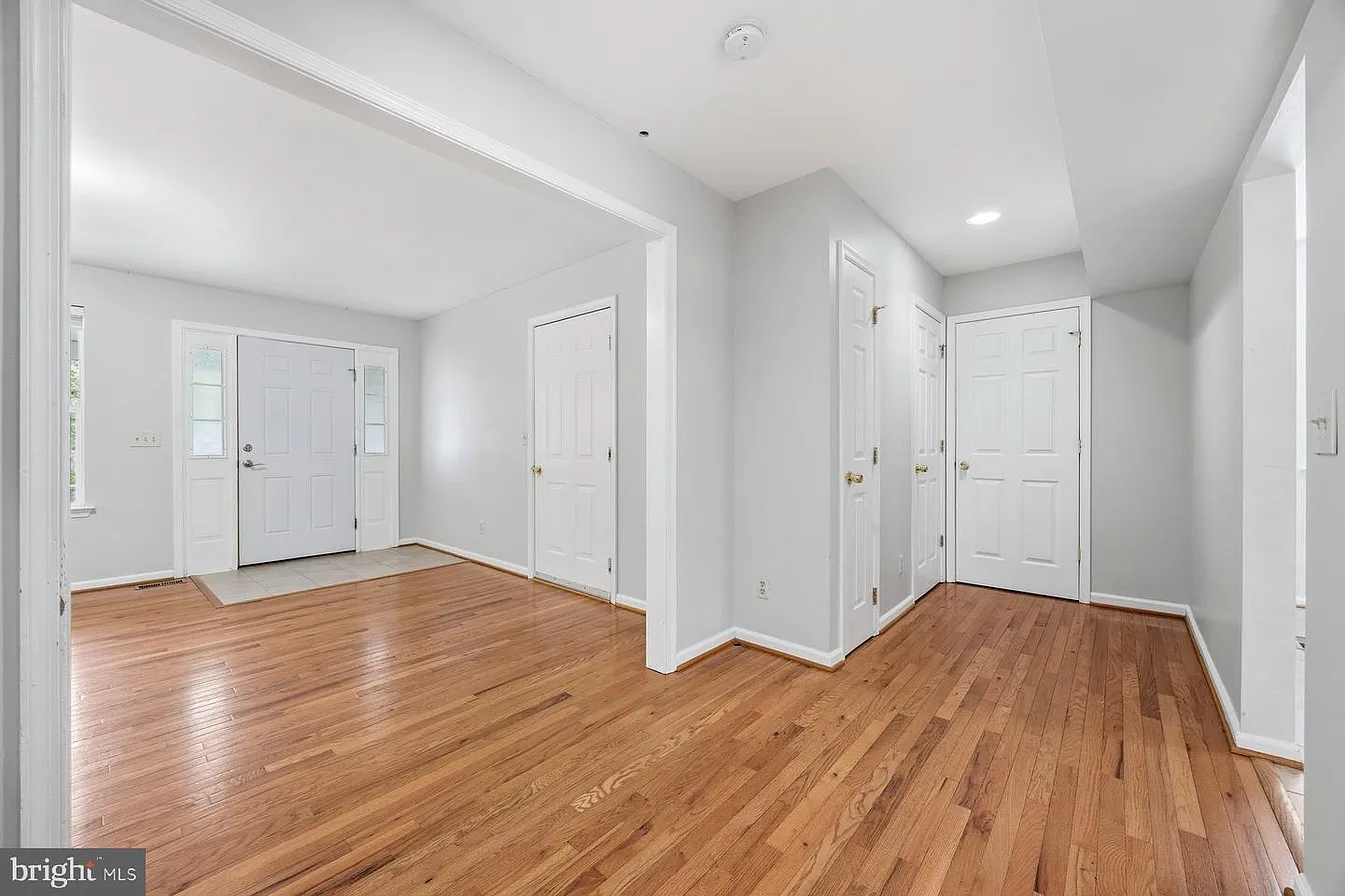 50 Robinson Landing Rd-10