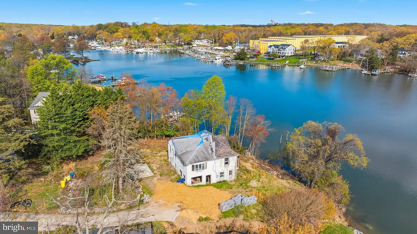 8046 Forest Glen Dr-2